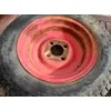 Renkaat 165SR15 vanteilla 2 kpl / Heywang paalaimesta