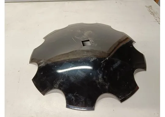 Päätylautanen 460mm, keskireikä neliö / Strumyk Alfa