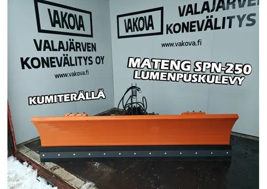 Mateng SPN-250 lumilevy kumiterällä / Hydraulisesti kääntyvä - 250cm