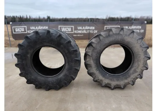 Trelleborg TM800 - traktorin renkaat / 540/65R24 - 2 kpl