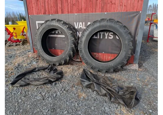 Alliance renkaat 16.9x38 traktoriin / sisärenkailla - 12PR - hyväkuntoiset