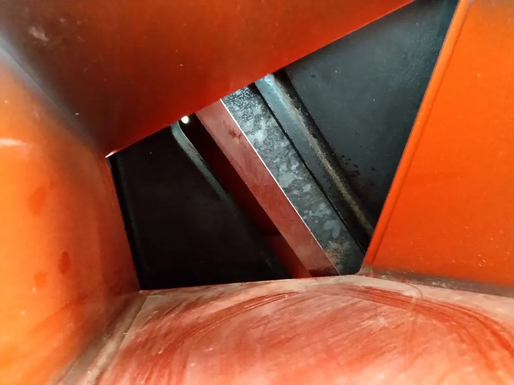 Remet RT-630 haketin / Mekaanisesti syötettävä laikkahakkuri