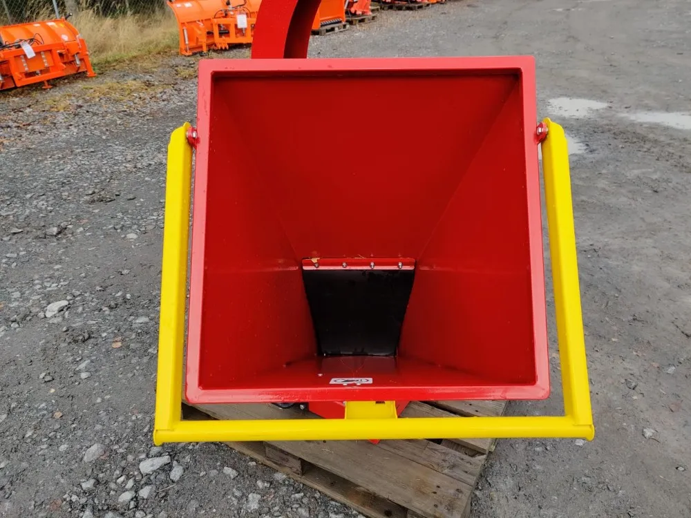 Remet RT-630 haketin / Mekaanisesti syötettävä laikkahakkuri