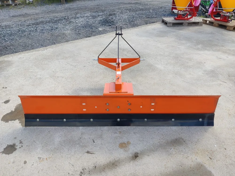 Mateng 210cm perälevy / Pikkutraktoriin takalana