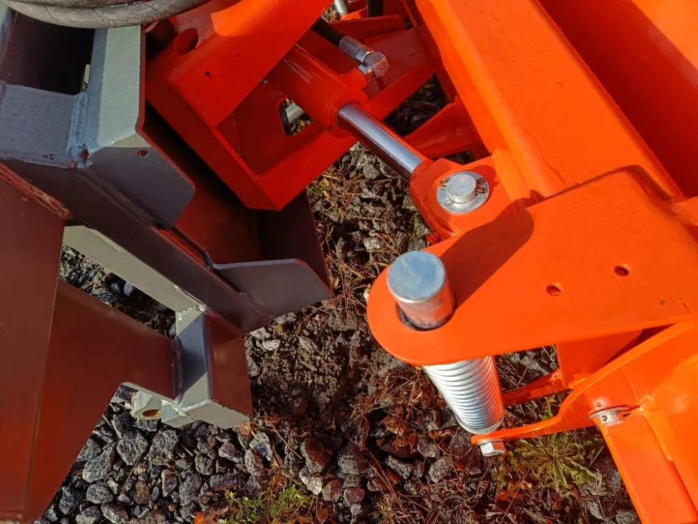 Pomarol SP180 lumilevy / Hydraulinen, EURO-kiinnike, hardox terä