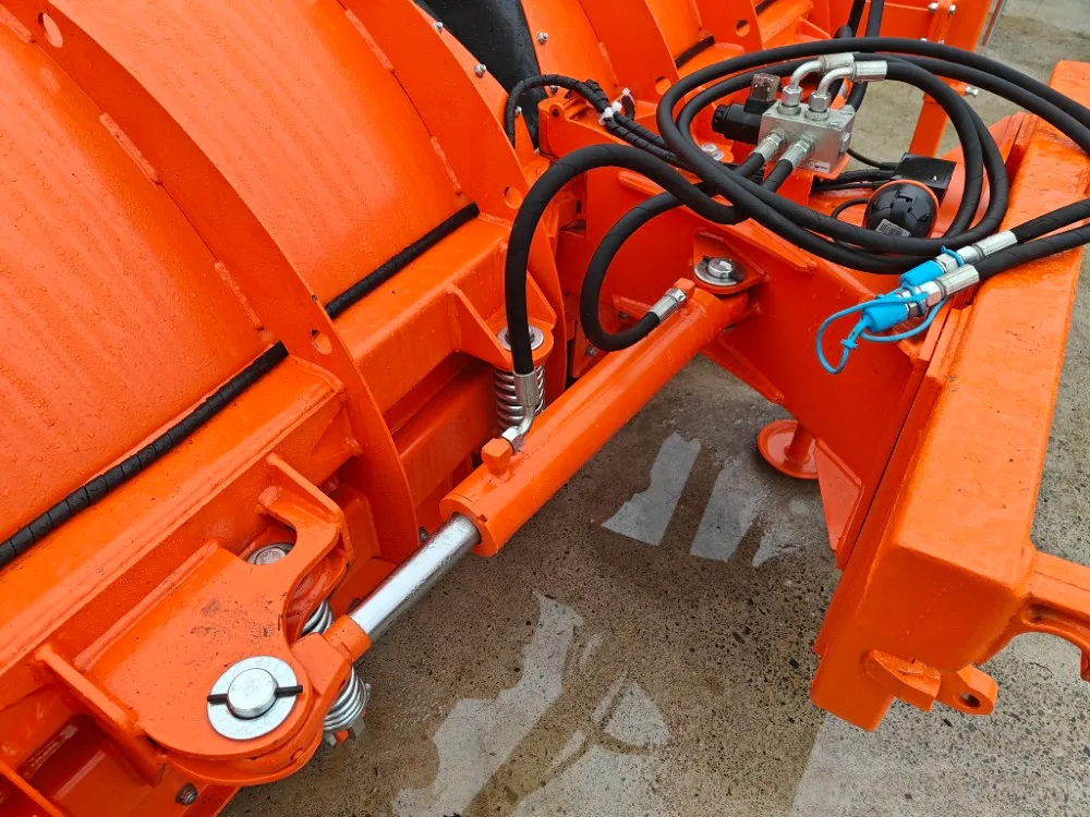 Pomarol T201/V2 nivelaura - 270cm / TÄYSKELLUVA  EURO-kiinnike