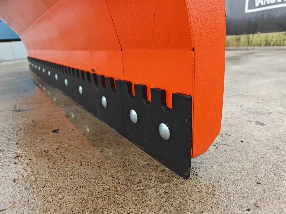 Pomarol SP240 lumilevy / puskulevy / Hydraulinen - Hardox terä - Katso video!