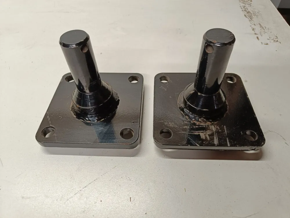37mm vetokartun päät pultattavat pari / Rol-Ex lautasmuokkaimeen