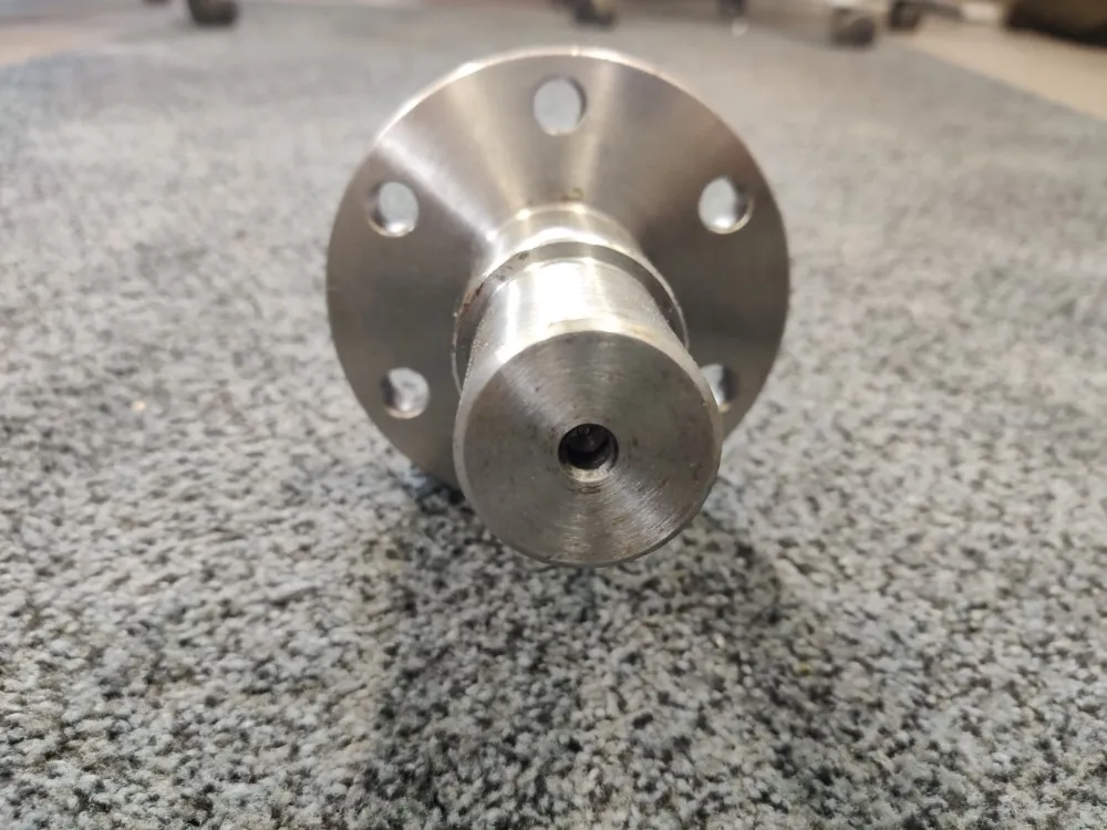 Hakettimen akseli n. 360mm / Remet RT-630