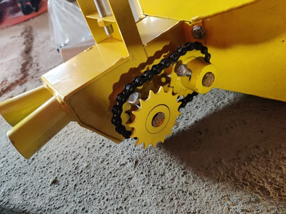 Lannoitelaatikko / Taret S245 perunanistutuskoneeseen