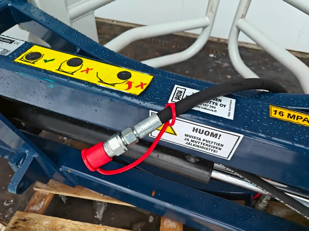 FK Machinery UBG paalipihti / 1000kg - 90-180cm - EURO-kiinnike