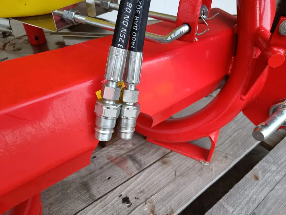 Jar-Met JP650 pintalevitin traktoriin / Hydraulinen avaus/sulku - RST-lautanen