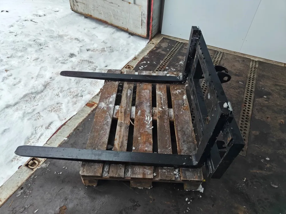 Strumyk trukkipiikit 2000kg - 3-piste / Mekaanisesti säädettävät!