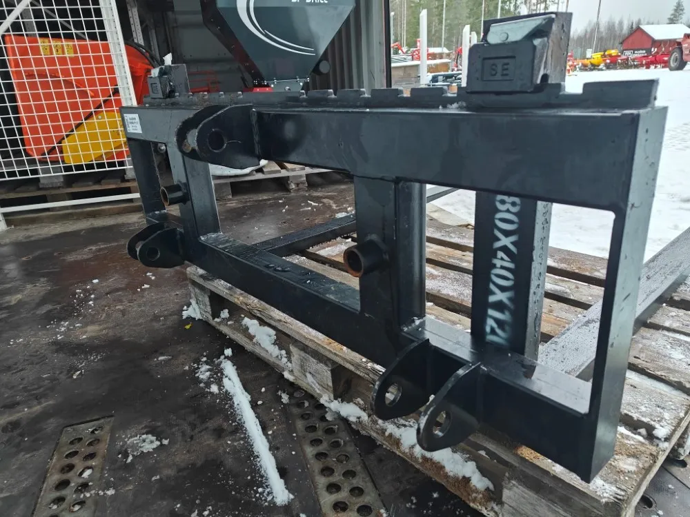 Strumyk trukkipiikit 2000kg - 3-piste / Mekaanisesti säädettävät!