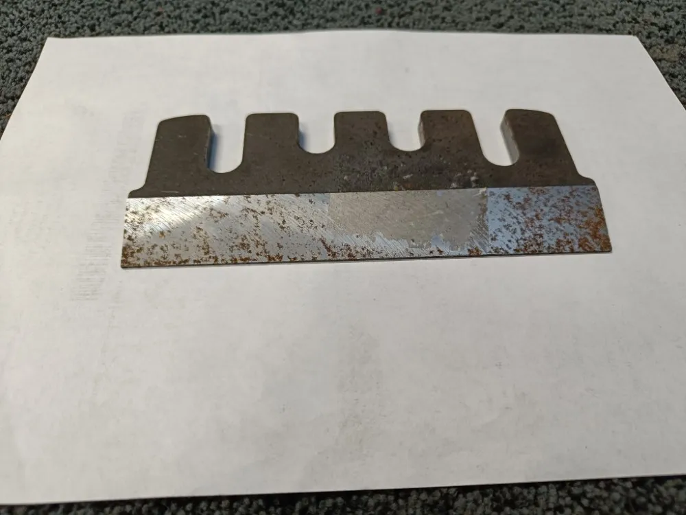 Terä 175mm x 65mm x 8mm / Remet R-60 / RP-80 varaterä