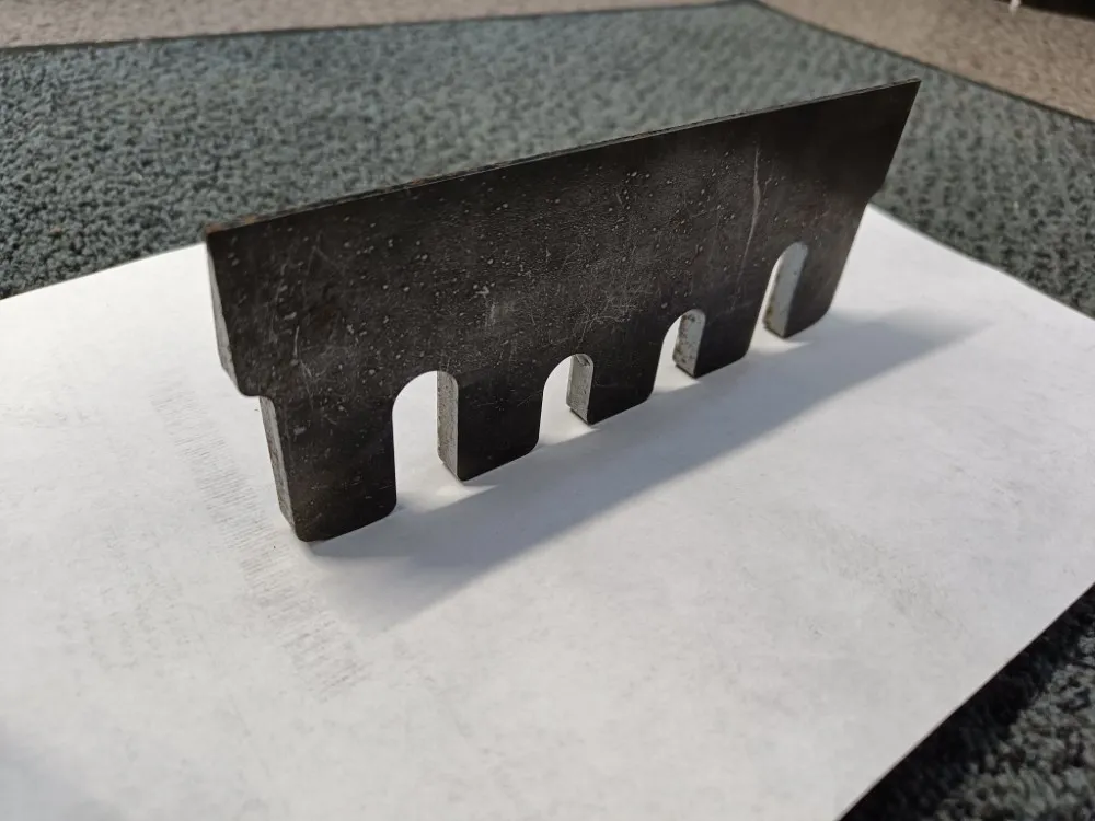 Terä 175mm x 65mm x 8mm / Remet R-60 / RP-80 varaterä