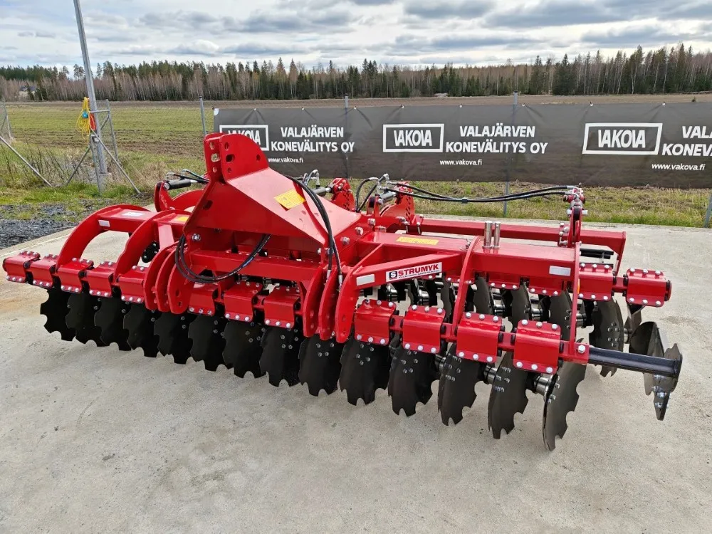 Strumyk Tiger II - 350cm lautasmuokkain / Hydraulisella putkipakkeri