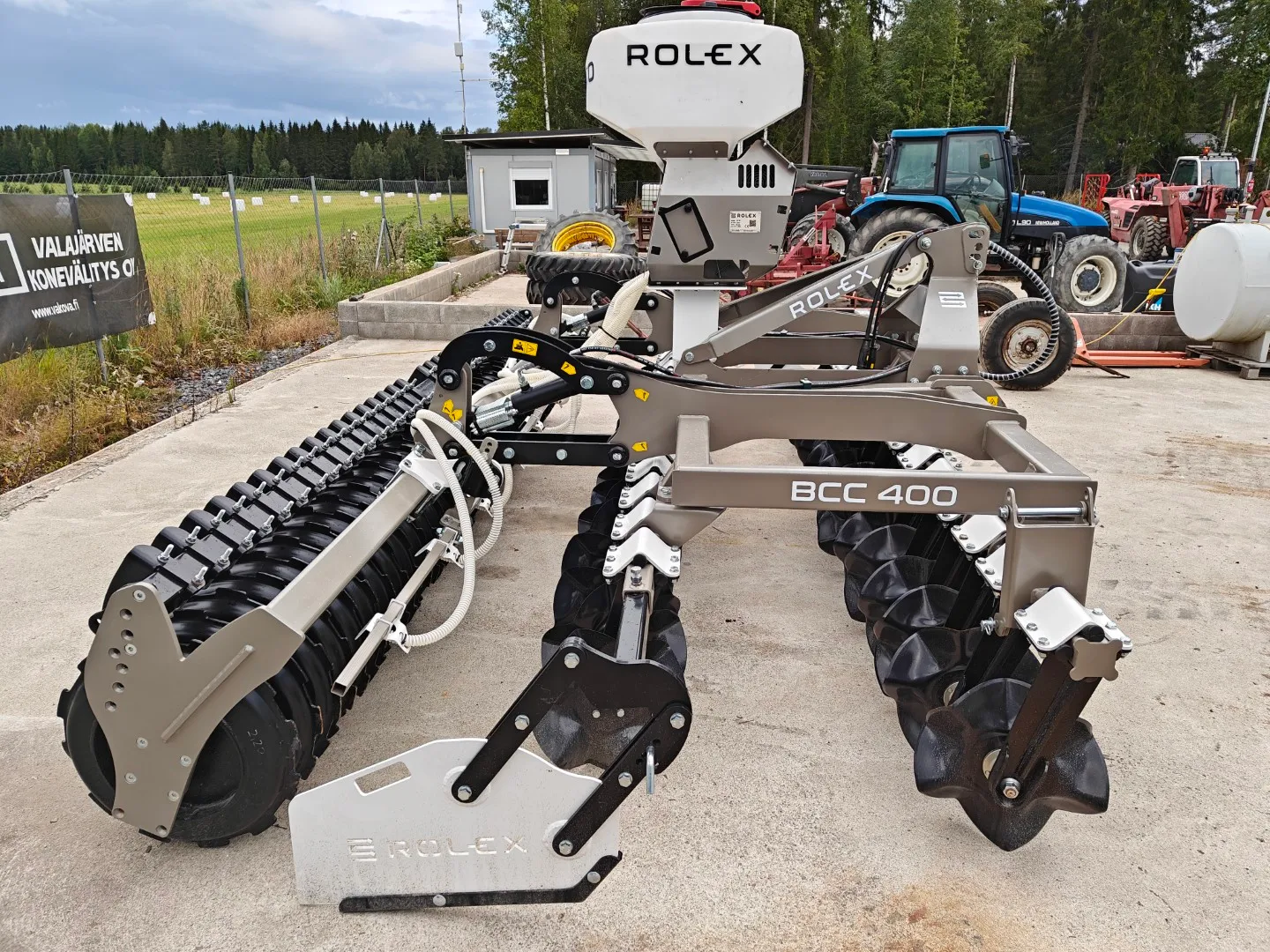 Rol-Ex BCC 400cm Cross Cutter / Pneumaattisella siemenlevittimellä - VIDEO