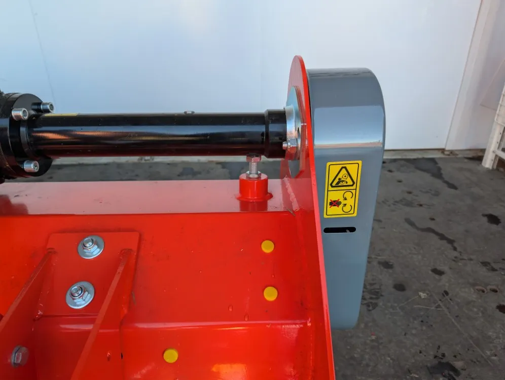 Mateng EF145 kelamurskain / Pikkutraktoriin tehokkaampi murskain