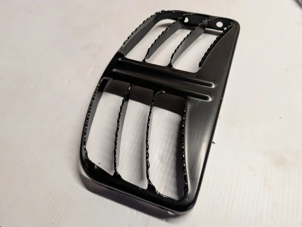 Astinlauta traktoriin - esim. Case / New Holland / Steyr - askelma
