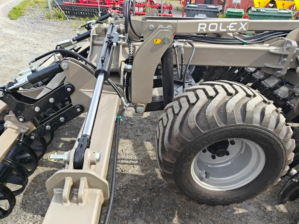 Rol-Ex BTHC 500cm lautasmuokkain / Hinattava ja hydraulisesti taittuva - Video