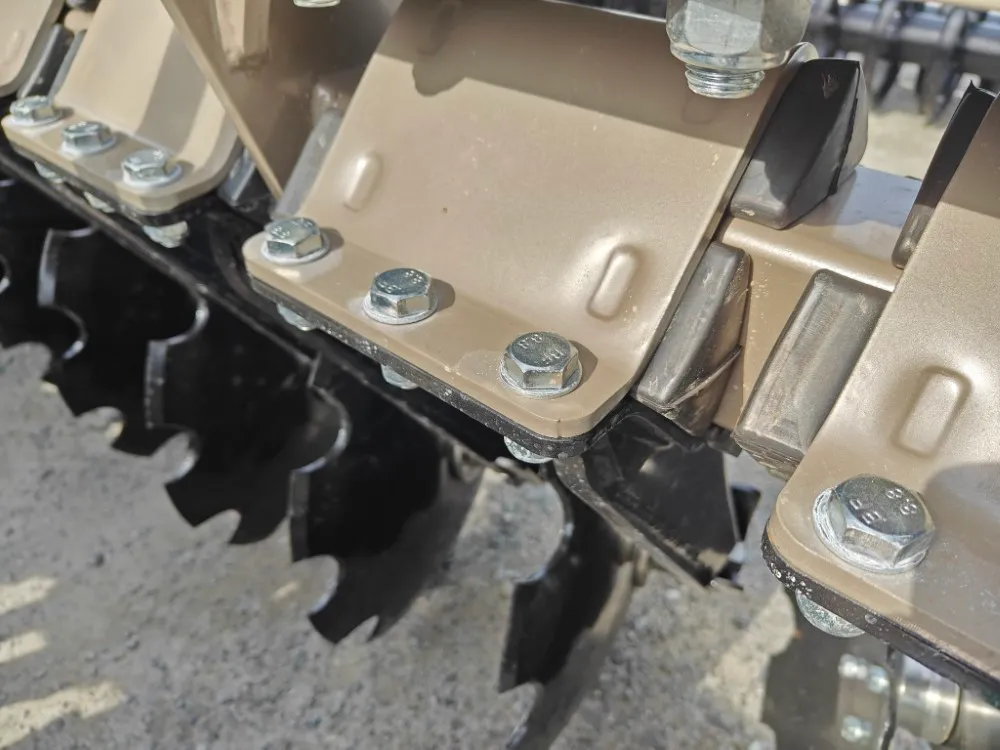 Rol-Ex BTHC 500cm lautasmuokkain / Hinattava ja hydraulisesti taittuva - Video