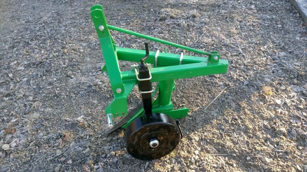 Farmostal miniaura 1-siipinen / Minisiipiaura, esim. pikkutraktoriin