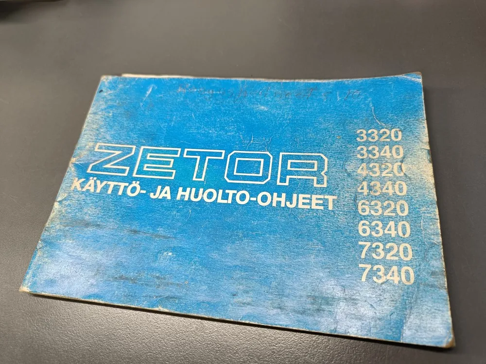 Zetor 3320, 3340, 4320, 6320, 6340, / 7320, 7340 - Käyttö- ja huoltokirja