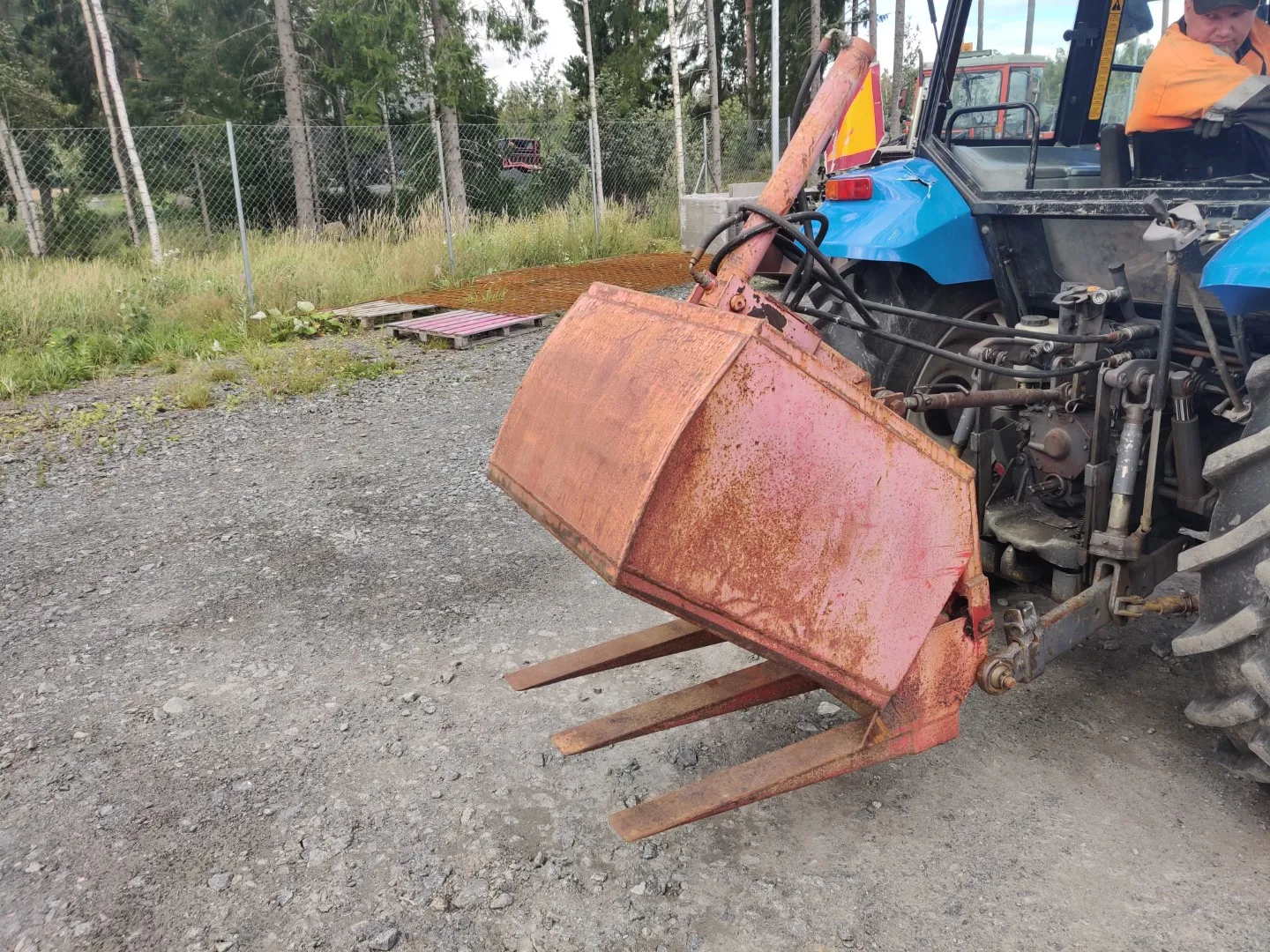 Rehu-Runni L30 rehuleikkuri /