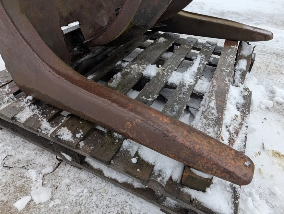 Tukkikoura - järeä - hydraulinen / CAT kurottajan sovitteella