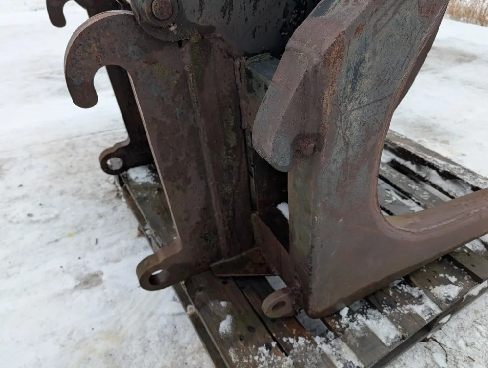 Tukkikoura - järeä - hydraulinen / CAT kurottajan sovitteella