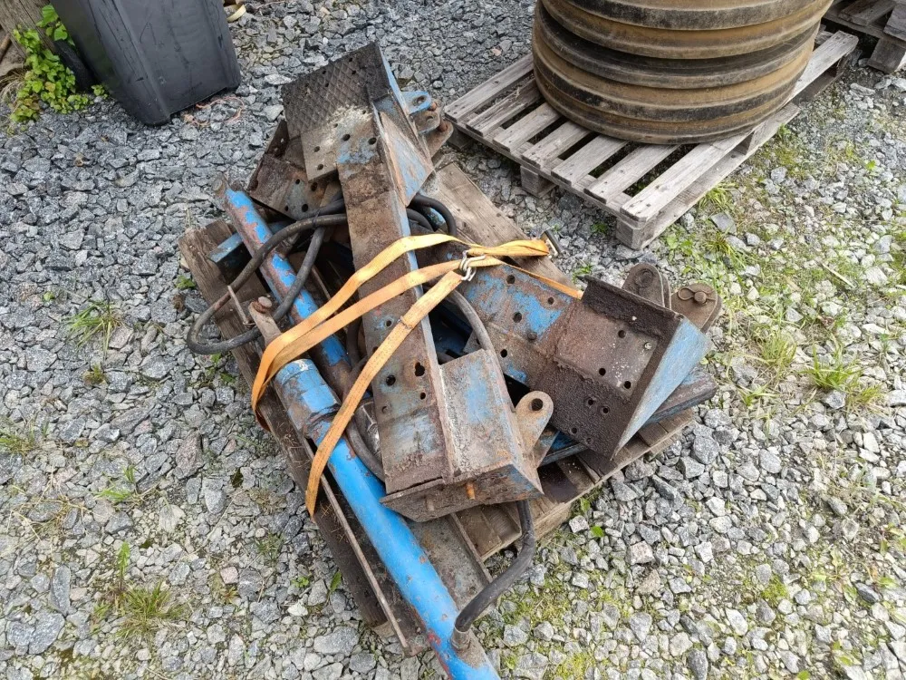 Fordson Diesel Major / Etukuormaajan osia