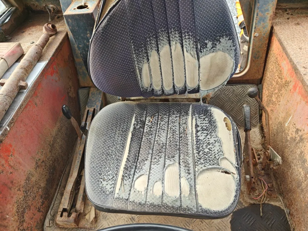 Zetor 7011 traktori / Takaveto - Katso video!