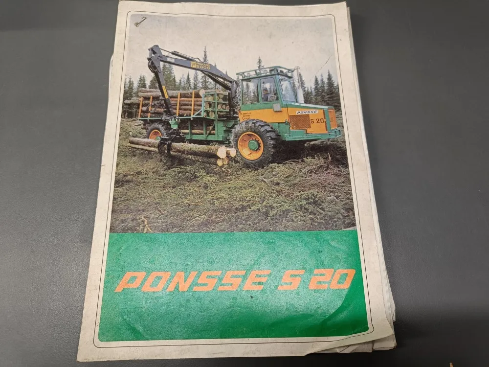 Ponsse S20 metsätraktorin / Käyttö- ja huolto -kirja