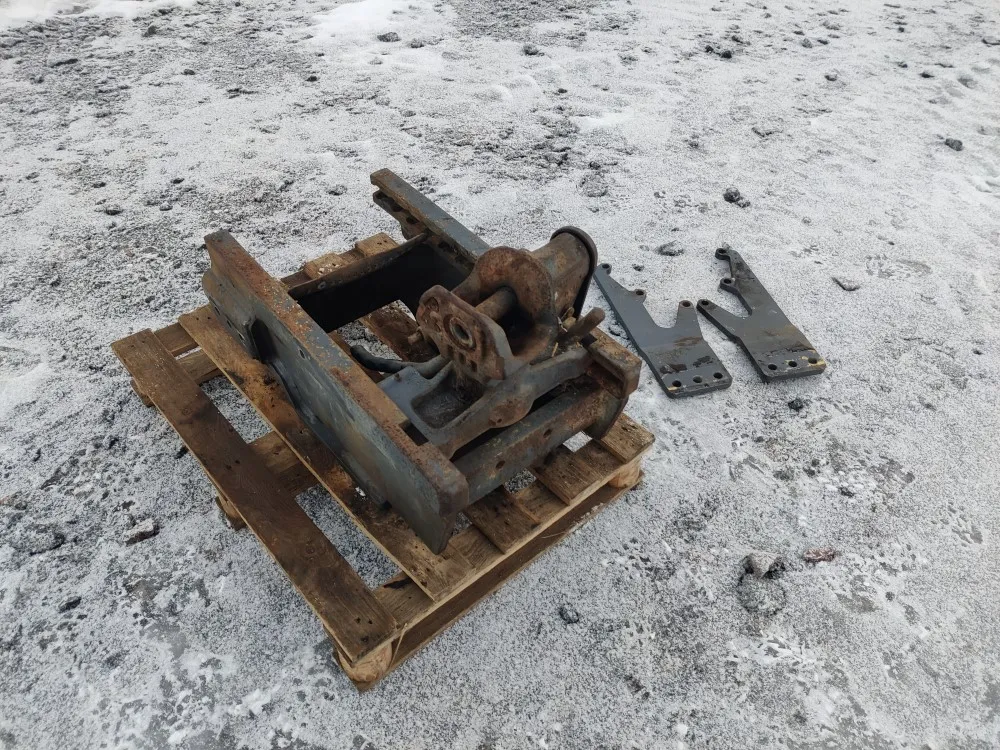 New Holland TS115 vetokitapaketti / Pickup hitch for tractor