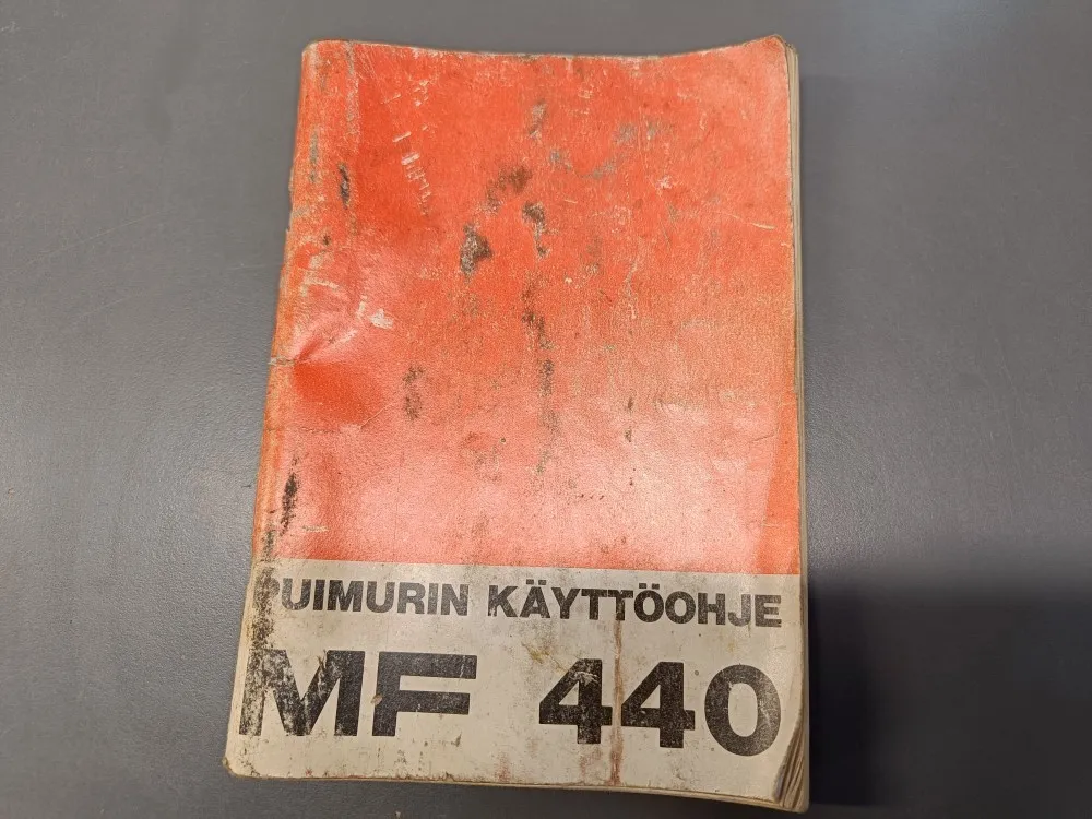 Massey Ferguson 440 puimurin / Käyttöohjekirja