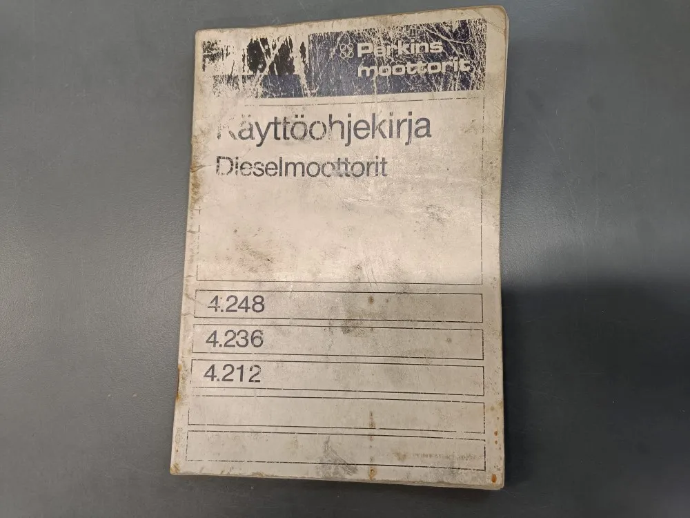 Perkins dieselmoottorit 4.248, 4.236 ja 4.212 / Käyttöohjekirja