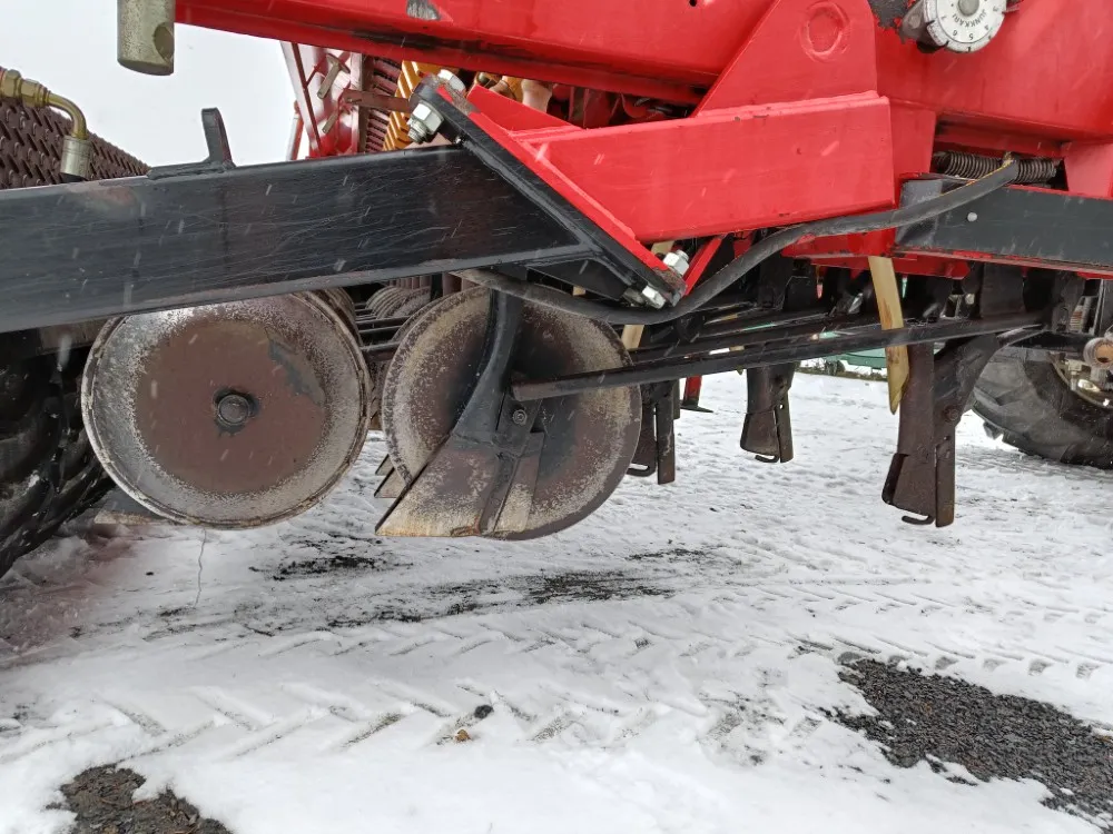 Junkkari Simulta S3000T / takapyöräkone kiekkovantailla