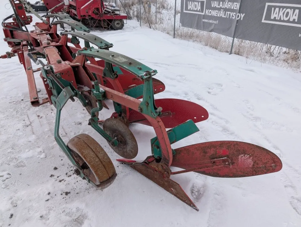 Kverneland AD85 Variomat 4-siipinen / Hydraulinen viilunsäätö, katso video!