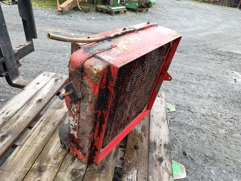 Sampo 410 leikkuupuimurin / jäähdytin