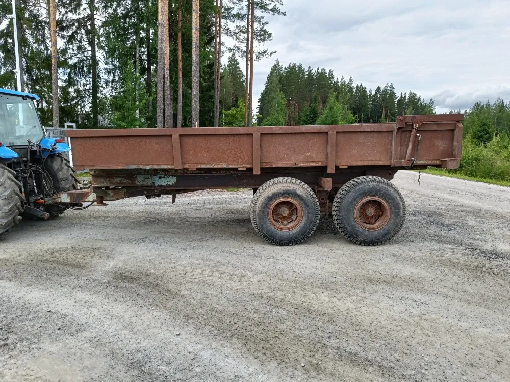 Maansiirtokärry 2-akselinen / Hydraulisella takalaidalla, katso video!