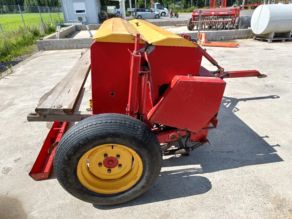 Kylvölannoitin Juko 250cm / puolihinattava laahavantailla