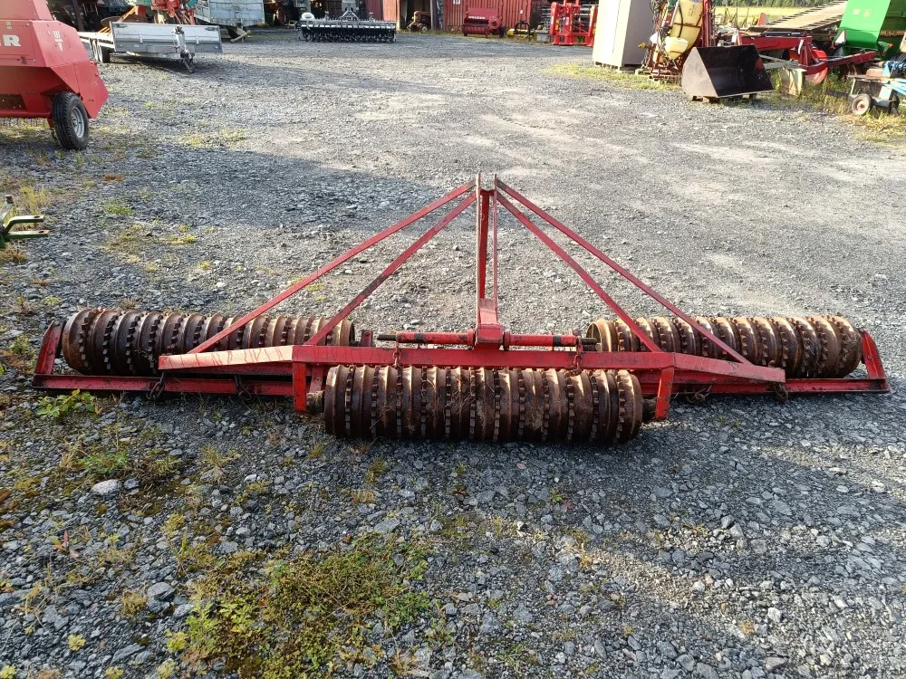 Panelian nostolaitejyrät 370cm / Asiallisen kuntoiset!