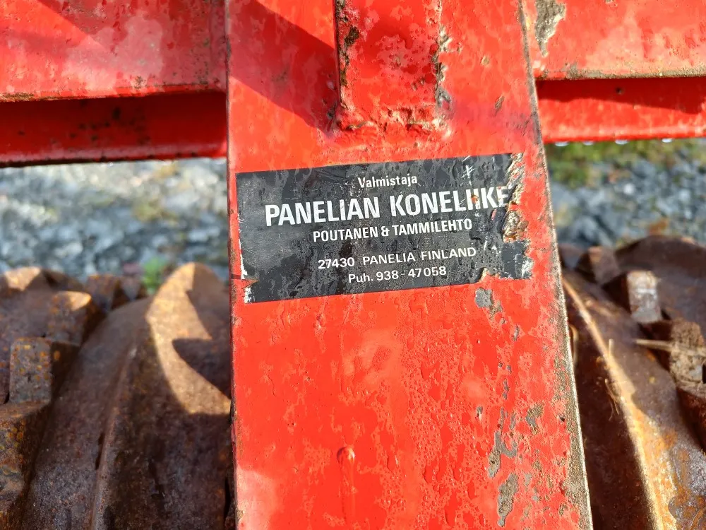 Panelian nostolaitejyrät 370cm / Asiallisen kuntoiset!