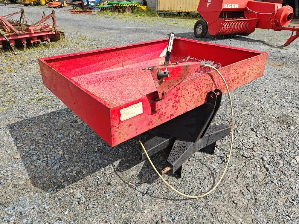 Pintalevitin Ylö Viska 700, kantikas malli /