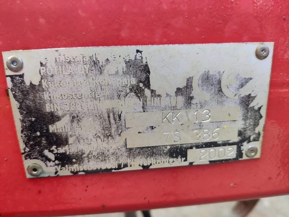 Kultivaattori Potila KK13 / Mikseri perässä, mukaan hanhenjalkaterät