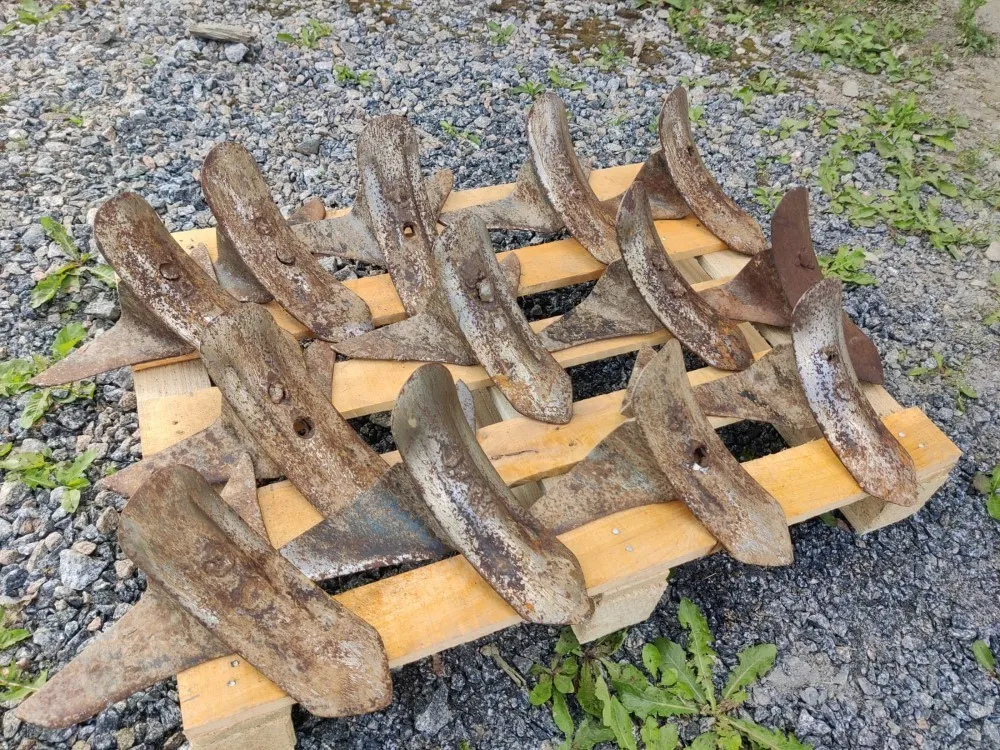 Kultivaattori Potila KK13 / Mikseri perässä, mukaan hanhenjalkaterät