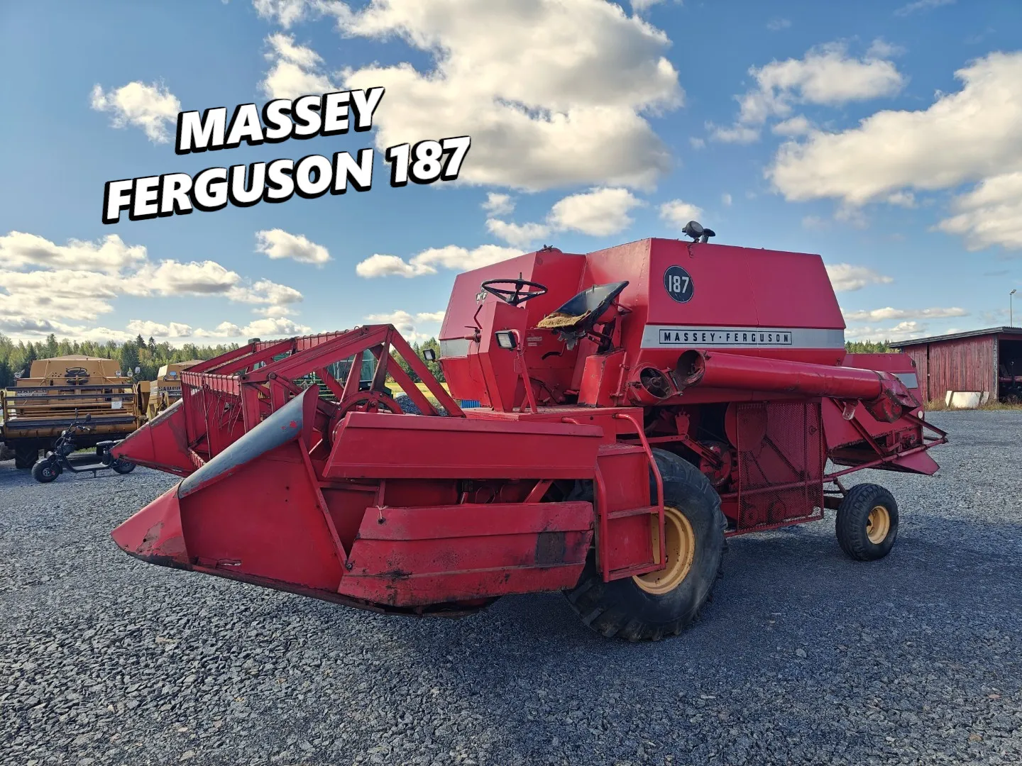 Leikkuupuimuri Massey Ferguson 187 / Katso video!