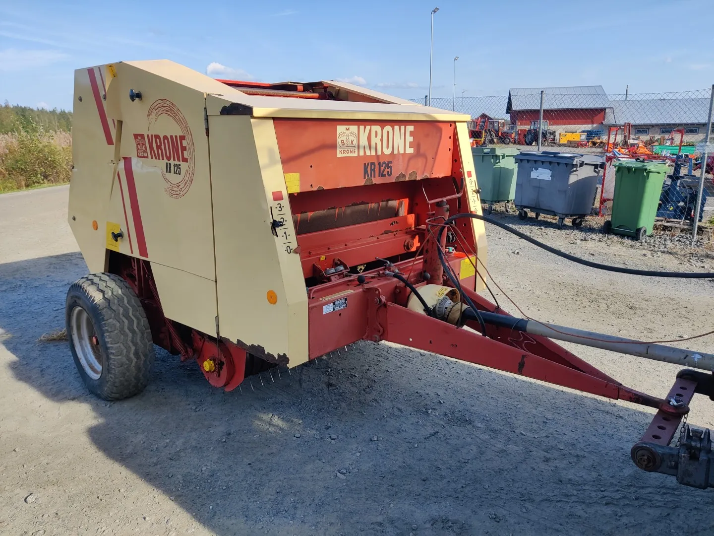 Krone KR125 pyöröpaalain / Katso video!