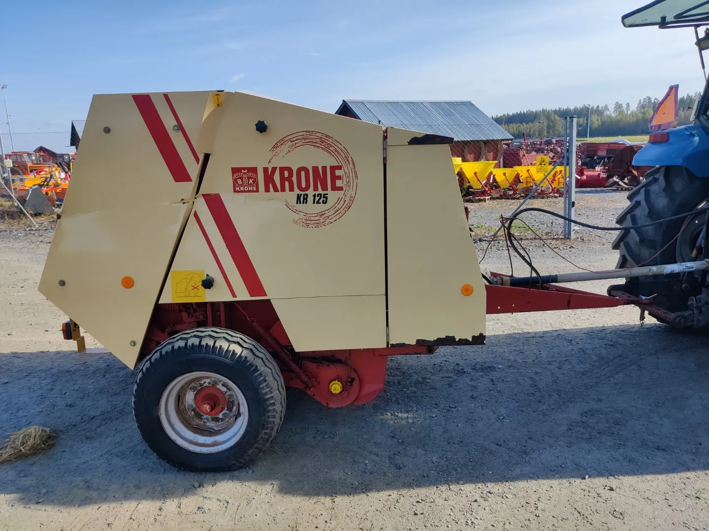 Krone KR125 pyöröpaalain / Katso video!